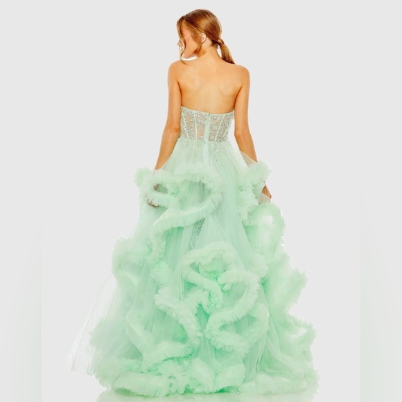 MAC DUGGAL 20542 NWT Strapless Corset Detail Tulle Layered Gown - Picture 2 of 11